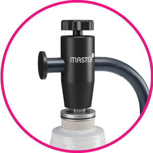ergonomic wrapping solution.jpg (LOSO_MI2_326404_HAND_STRETCH_DISPENSER_MASTER_IN_EXPERT_S19_UNIT_PIECE_DETAIL_WITH_FILM_CLOSED_20250922)